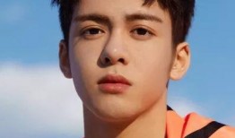 娱乐吃瓜君曾舜晞,娱乐吃瓜界的“瓜王”