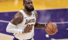 詹姆斯爆料记者视频播放