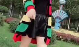 刘小姐爆料穿靴子视频,时尚穿搭引发热议