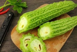 新疆吃瓜网红是谁啊图片,揭秘瓜界新宠儿的魅力风采